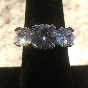 4 CT Moissanite past, present and future.